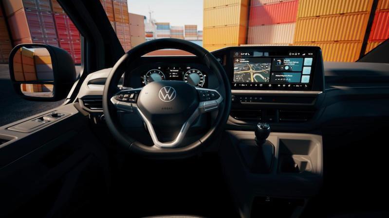 volkswagen-transporter-T7-cockpit